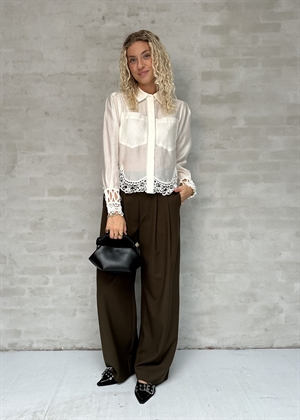 Molly skjorte with lace Jet stream Copenhagen Muse 